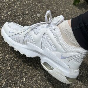 Nike air